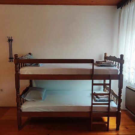 Family Hostel Pivka Eksteriør bilde